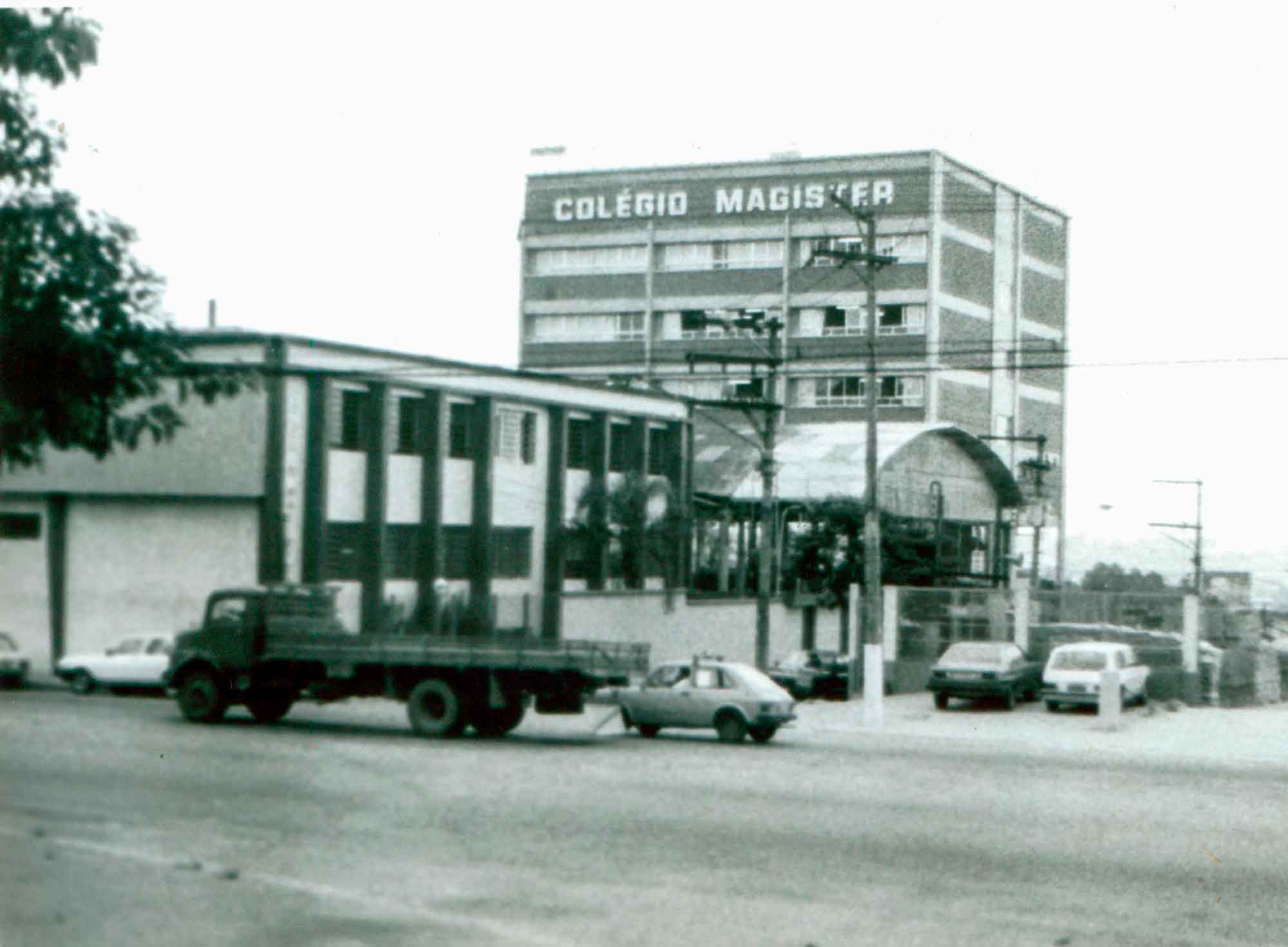 em-1980